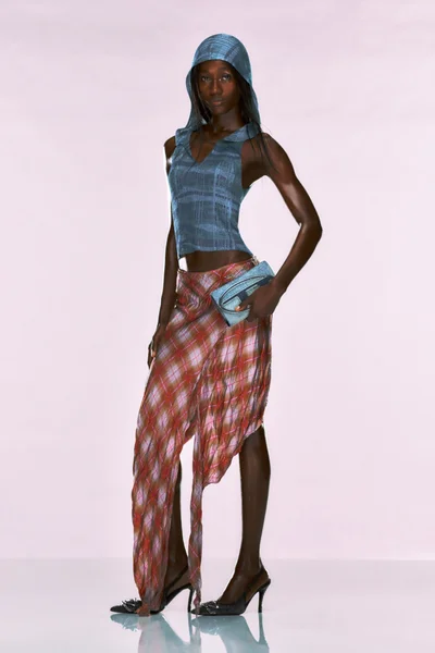 Look 30